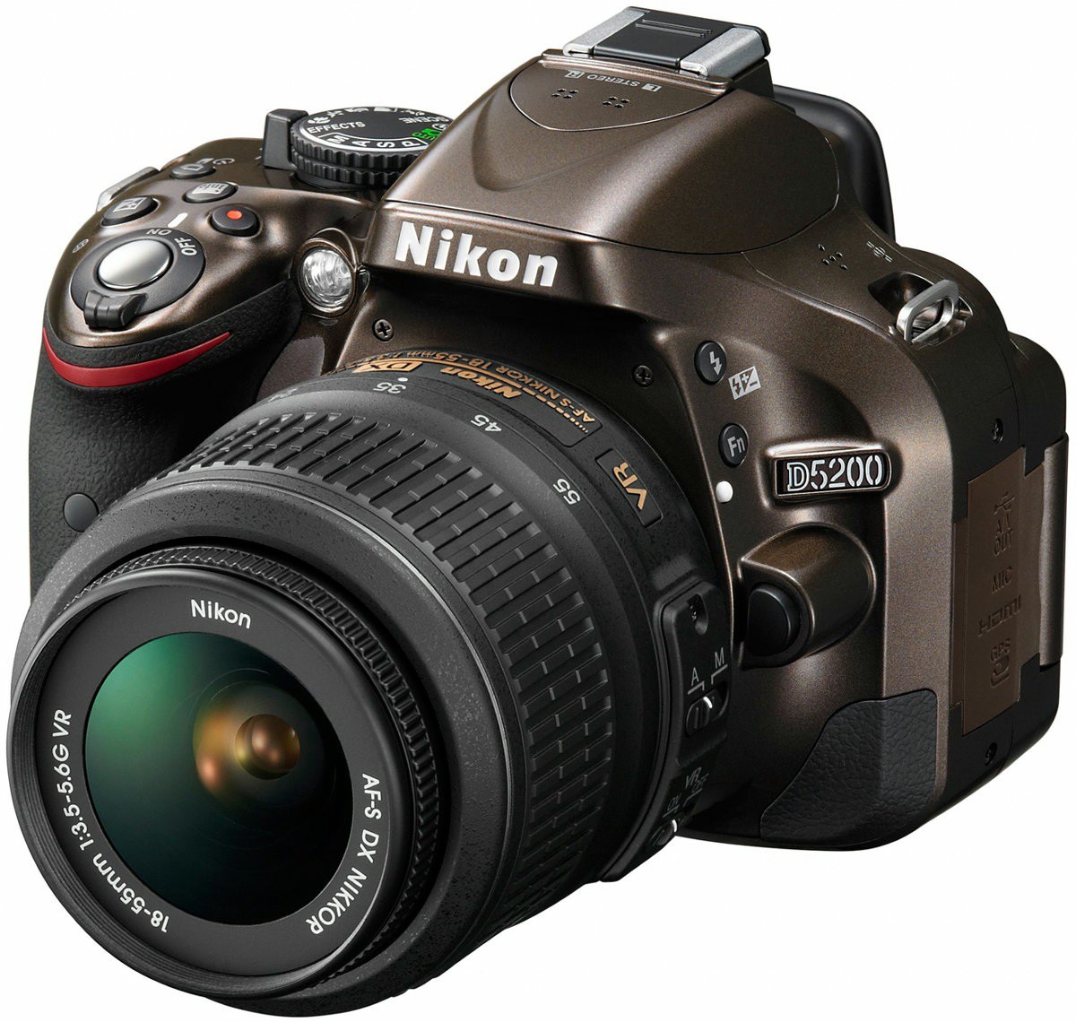 Nikon D5200 + objektív AF-S DX Nikkor 18-55mm VR ED (bronzová) – zrkadlovka