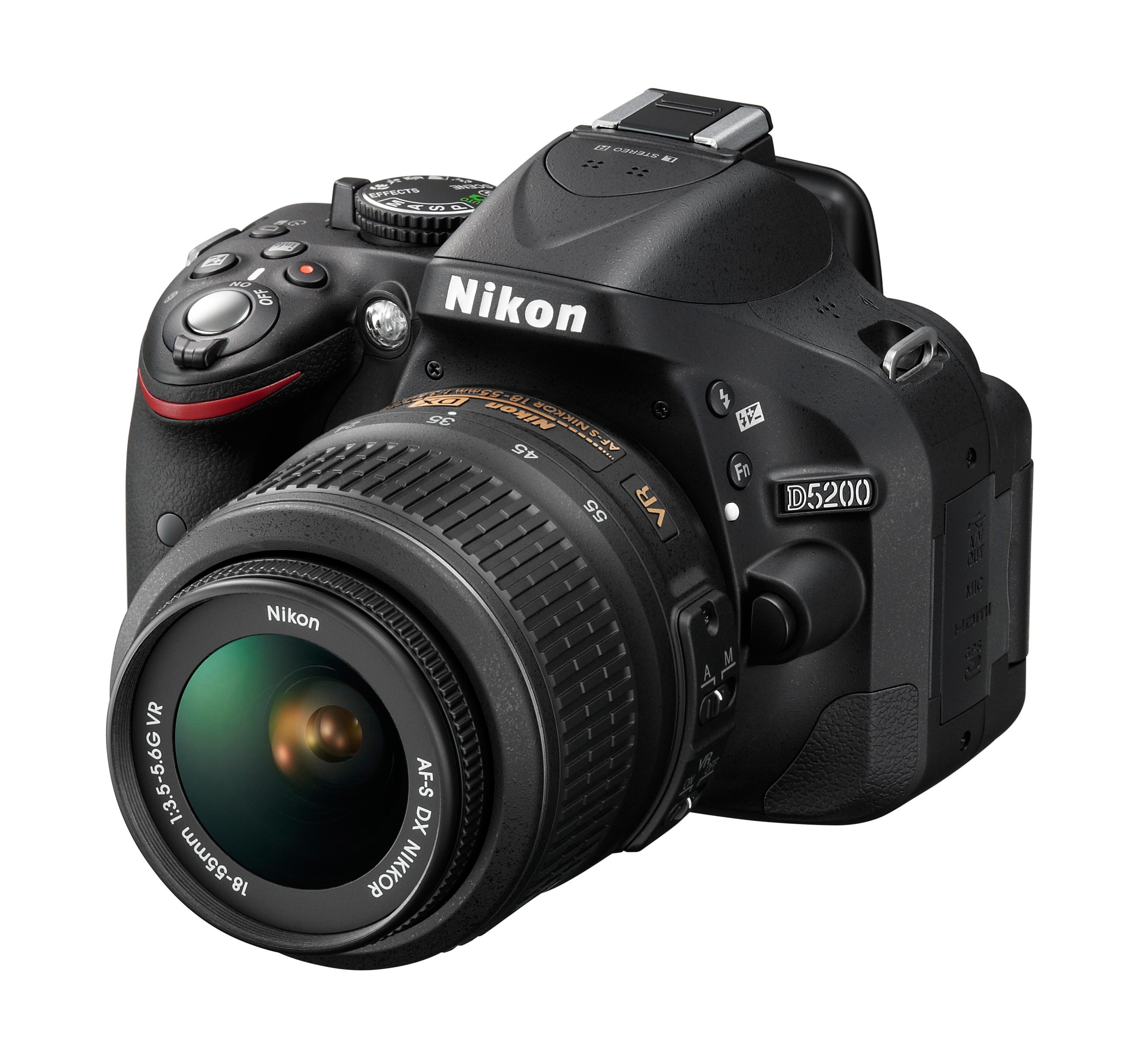 Nikon D5200 + objektív AF-S DX Nikkor 18-55mm VR ED (čierna) – zrkadlovka