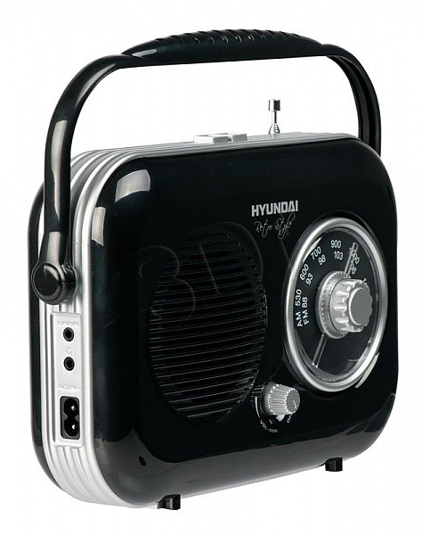Hyundai PR 100 - rádio