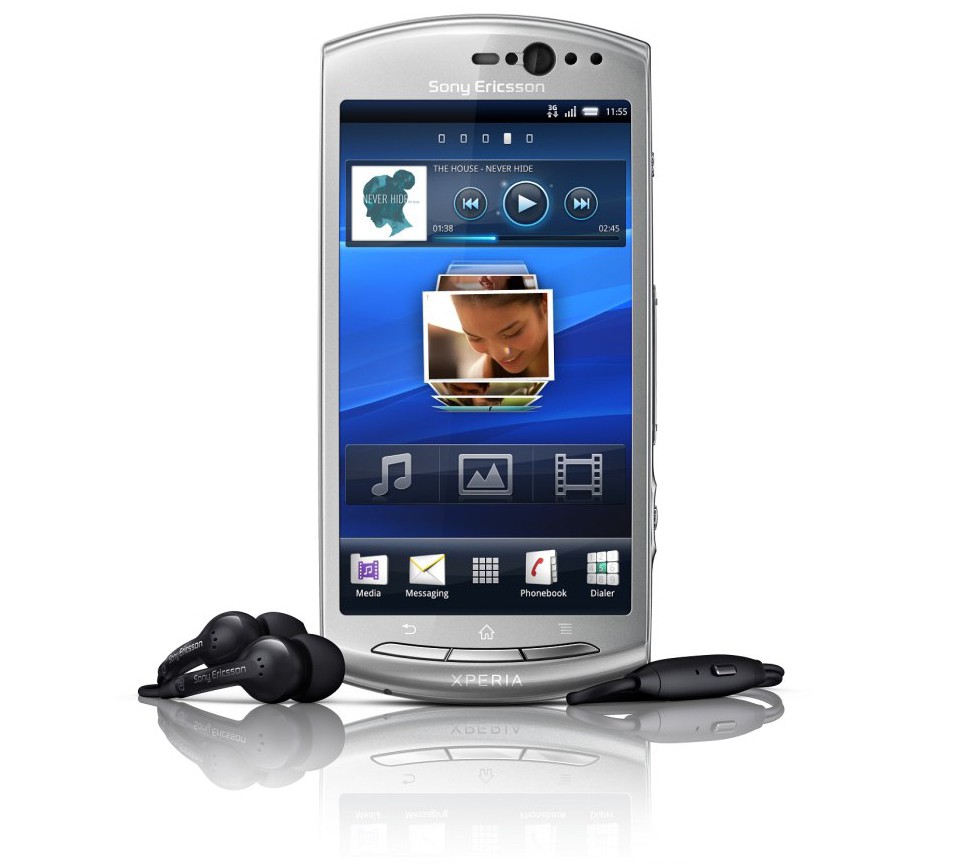 Sony Ericsson Xperia NEO V stř&iacute;brn&yacute; - mobil