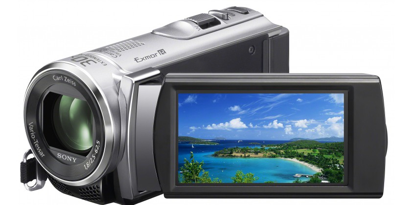 Sony HDR-CX210 strieborn&aacute; (silver) – kamera
